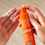 SVR SUN SECURE FLUIDE PHOTO AGE SPF 50+ 40 ML – Image 2